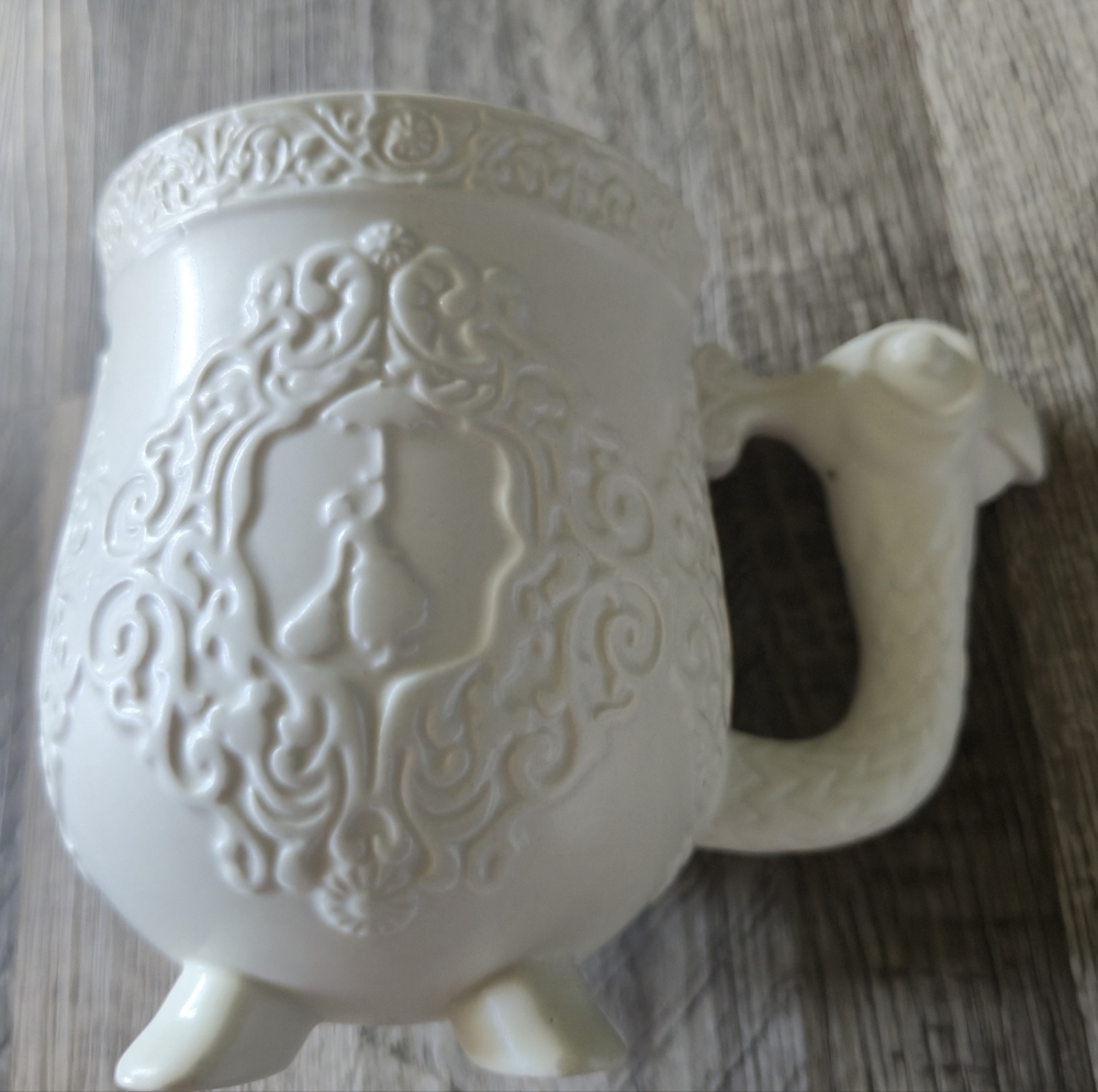 Disney Mary Poppins Parrot Head Footed Mug Disney Parks Epcot Pink Ceramic 14oz - Picture 11 of 11